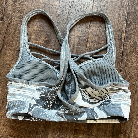 Athleta sports bra - Picture 2 of 4